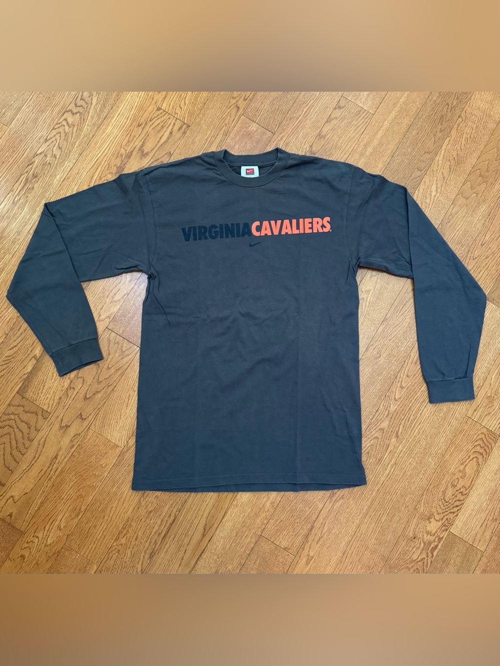 Nike Vintage Gray Long Sleeve Virginia Cavaliers Graphic Tee